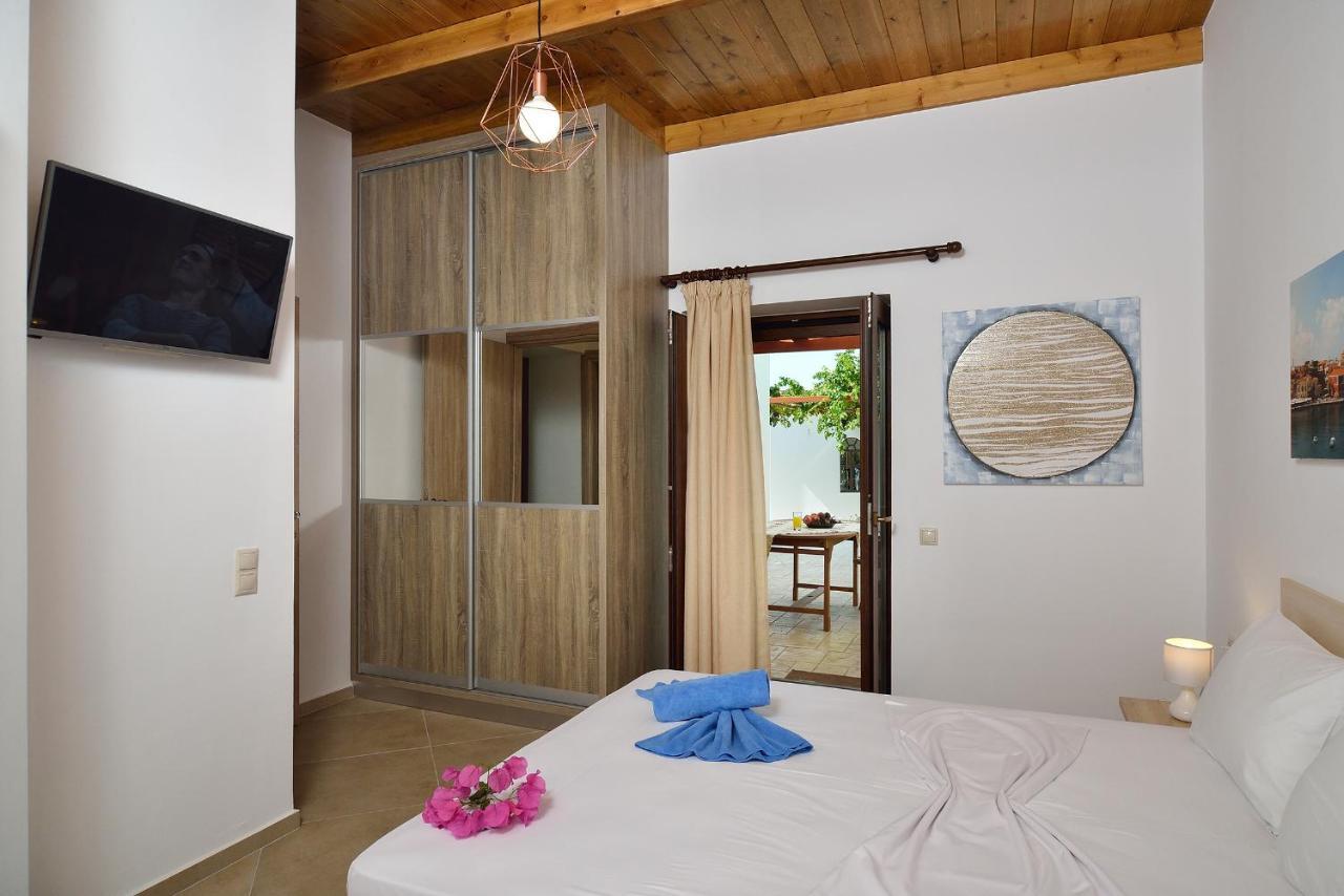 Anna 'S House - Garden Cottage In Kissamos Exterior photo