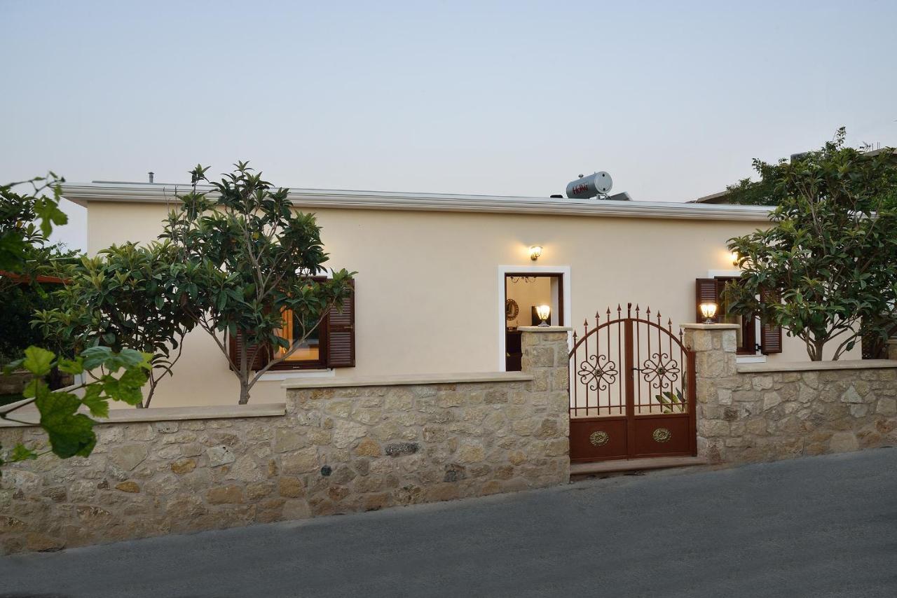 Anna 'S House - Garden Cottage In Kissamos Exterior photo